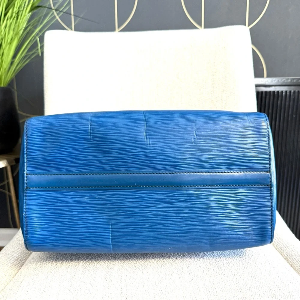 Louis Vuitton authentic louis